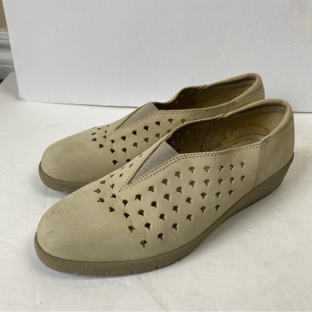 Ecco Perforated Leather Slip-on Shoes Cream Shoes 38 8